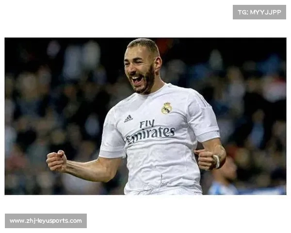 本泽马仍在法国队大名单中 若球队进决赛他可参与争冠战 本泽马仍在法国队大名单中 若球队进决赛他可参与争冠战