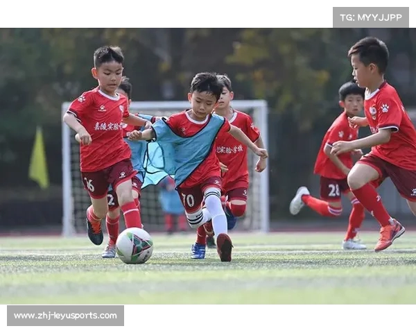 创意无限小学生足球队徽设计让孩子们在绿茵场上闪耀青春活力 创意无限小学生足球队徽设计让孩子们在绿茵场上闪耀青春活力